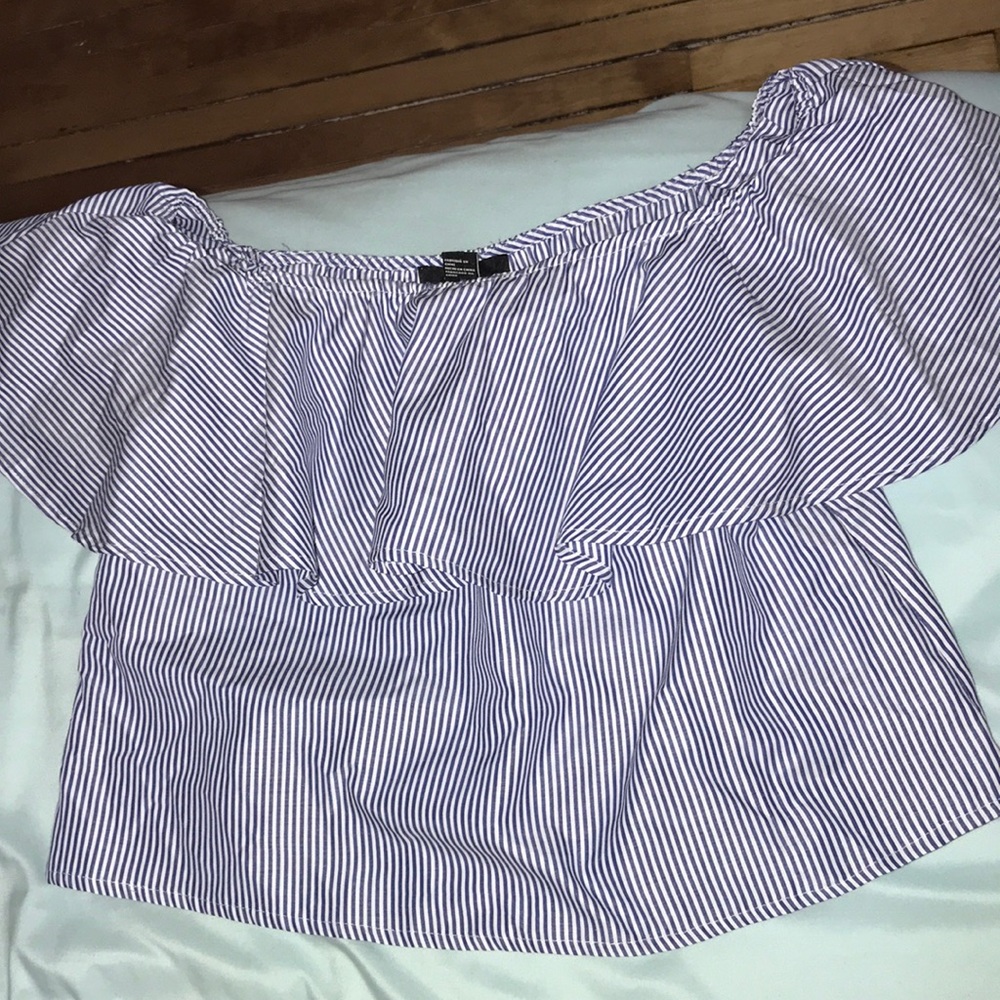 Woven top- cropped